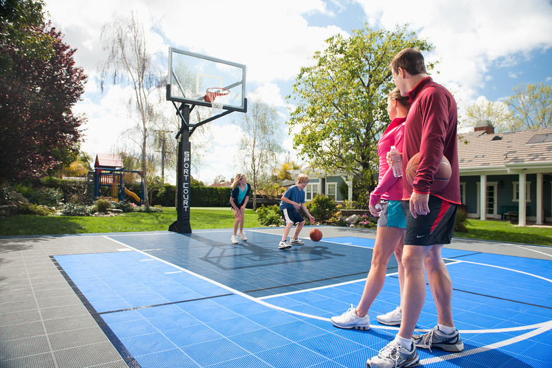 How a Backyard Basketball Court Can Improve Your Skills